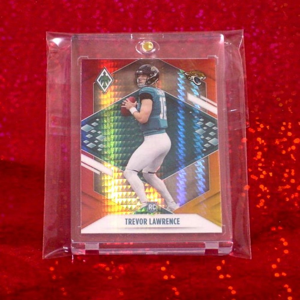 Trevor Lawrence Rookie RC Card - Picture 7 of 7